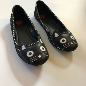 T.U.K. Cat flats